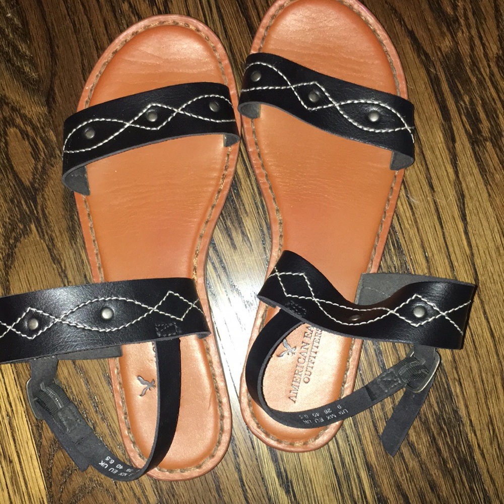 American Eagle Sandals